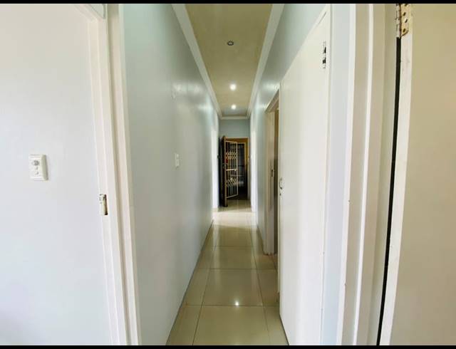 2 BEDROOM APARTMENT FOR SALE IN THE WOLDS